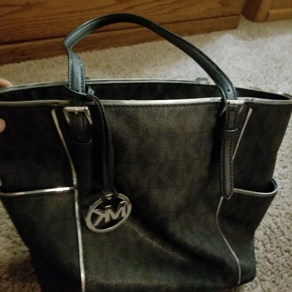 Michael Kors purse